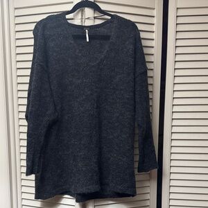 NWOT Free People Cozy Charcoal Gray Sweater SZ L
